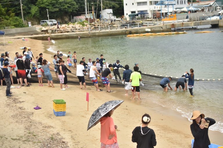 姫路の男鹿島（たんがしま）でBBQ！マリンスポーツ 地引網を堪能！ | 福利厚生
